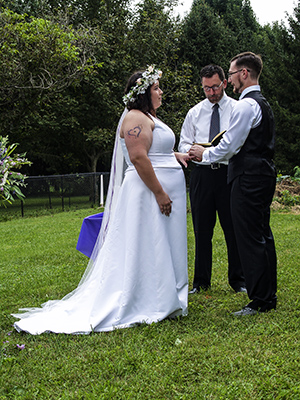 Jeffrey making his ring pledge